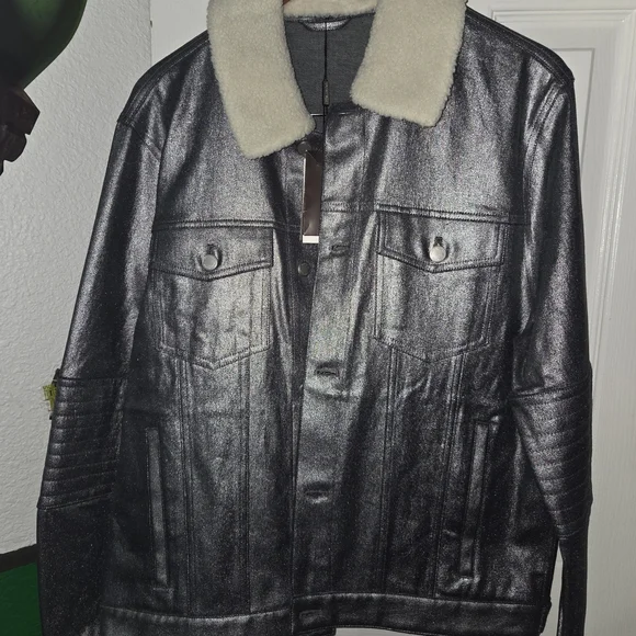 Michael Kors Metallic Gray JacketWhite Sherpa Removable Collar.Size L